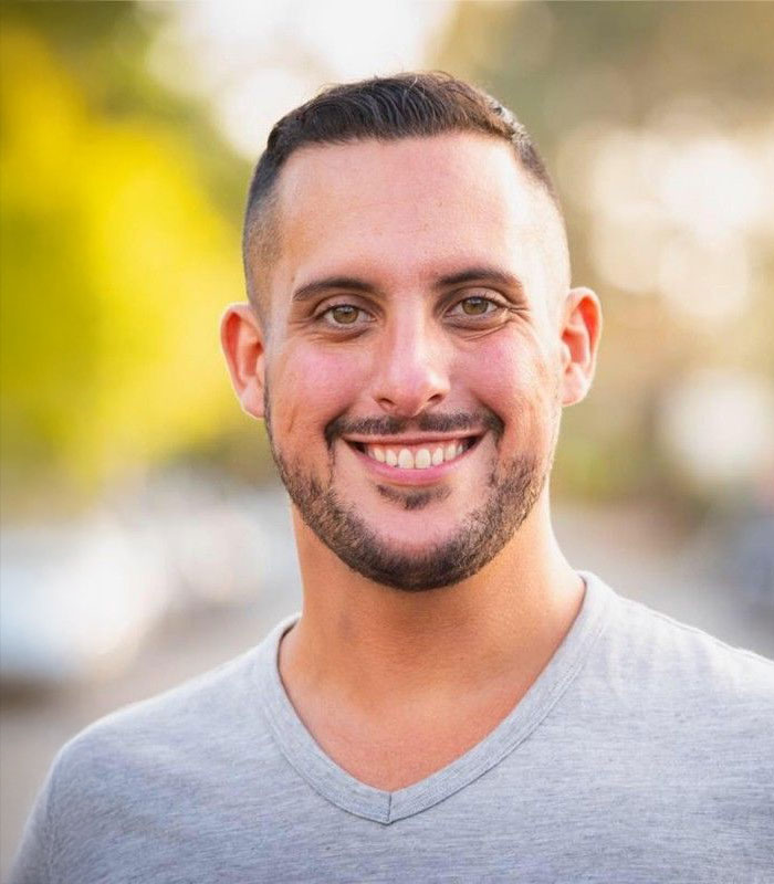 Clark Willcox headshot